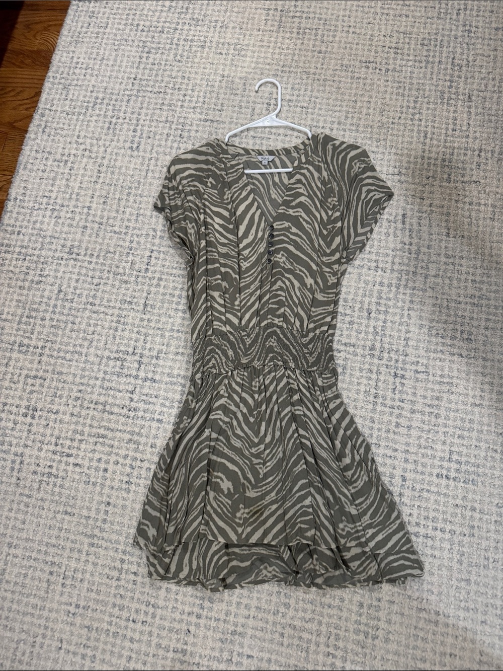 Zebra Print Short Sleeve Dress - Olive